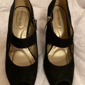 Bandolino Black Suede Dress Heel